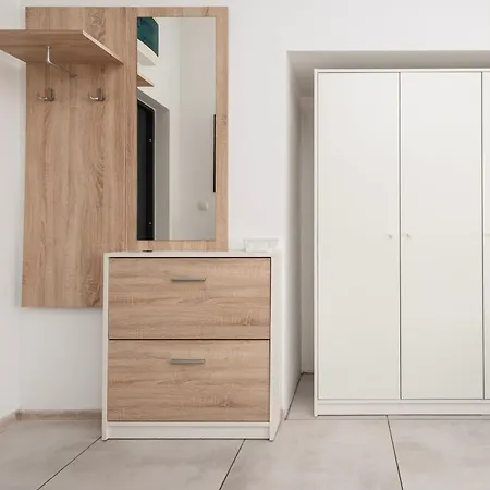 Legionow M1 - Parking, Location Appartement *