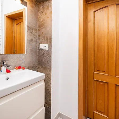 Appartement Legionow M1 - Parking, Location Łódź