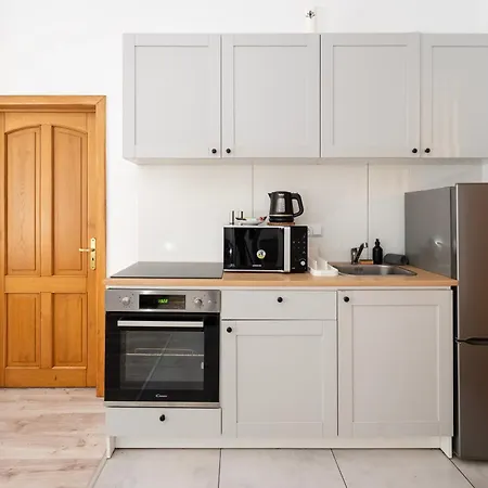 Legionow M1 - Parking, Location Lejlighed Łódź