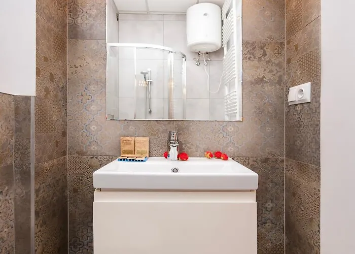 Legionow M1 - Parking, Location Lejlighed Łódź